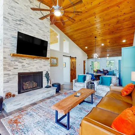 Modern Mountain Retreat Villa Blue Ridge Exterior photo