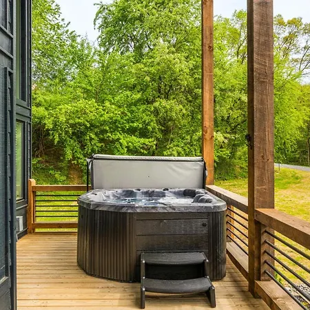 Modern Mountain Retreat Villa Blue Ridge Exterior photo