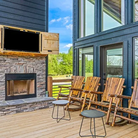 Modern Mountain Retreat Villa Blue Ridge Exterior photo