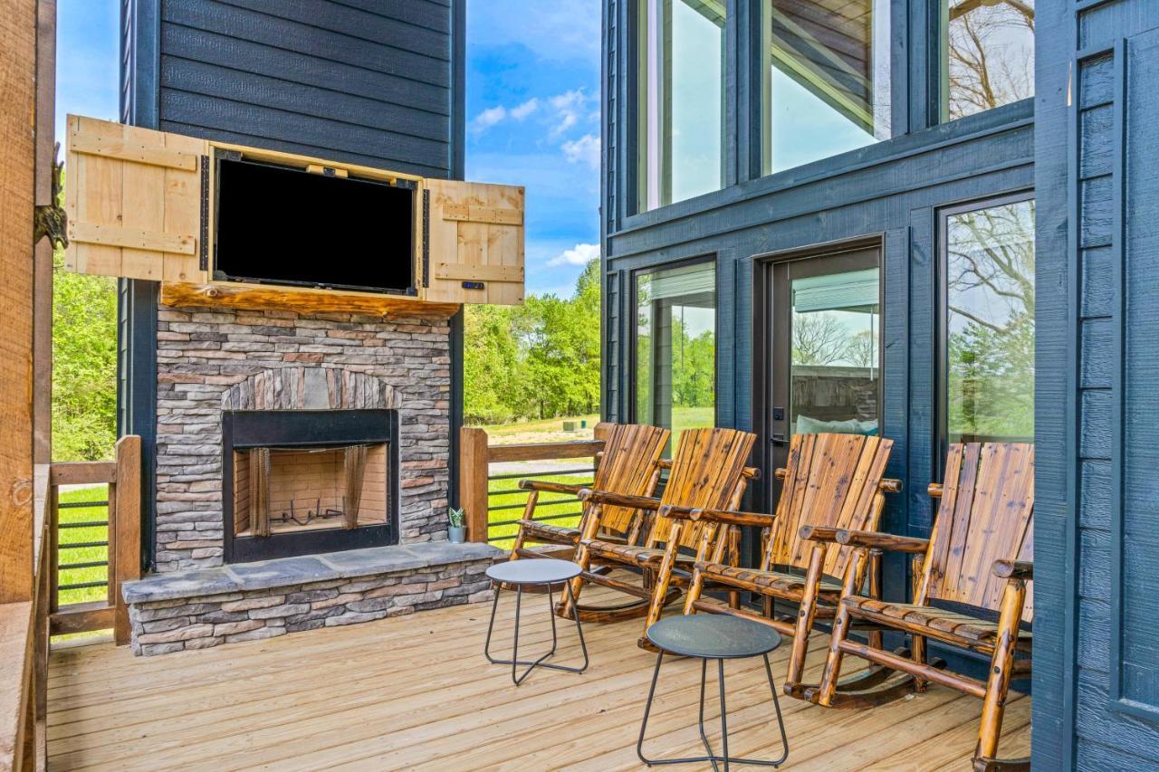 Modern Mountain Retreat Holiday home Blue Ridge