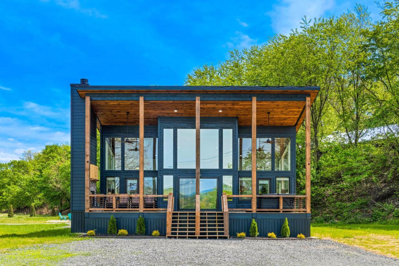 Holiday home Modern Mountain Retreat *